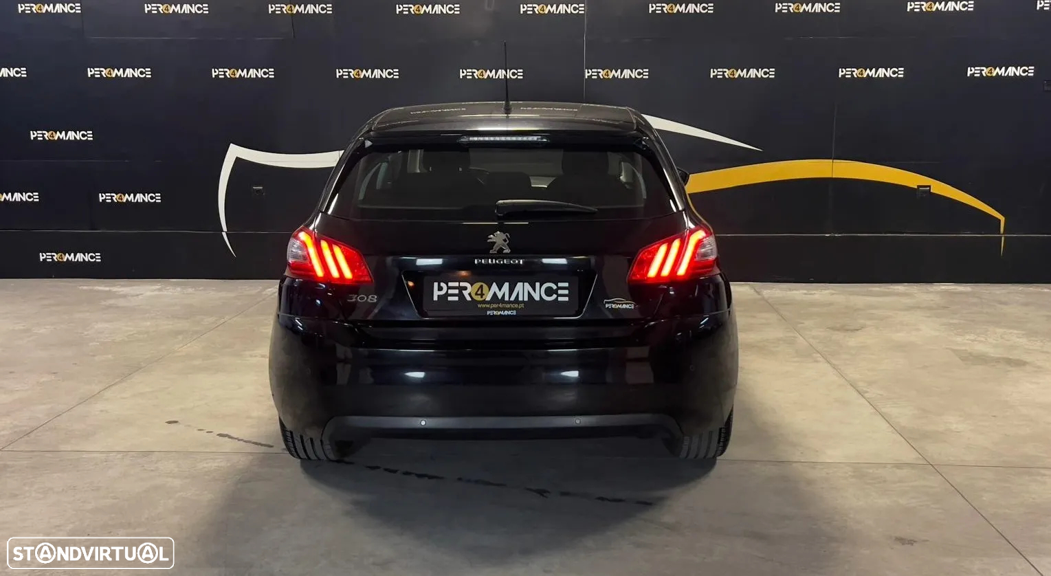 Peugeot 308 1.6 e-HDi Active J17 - 39
