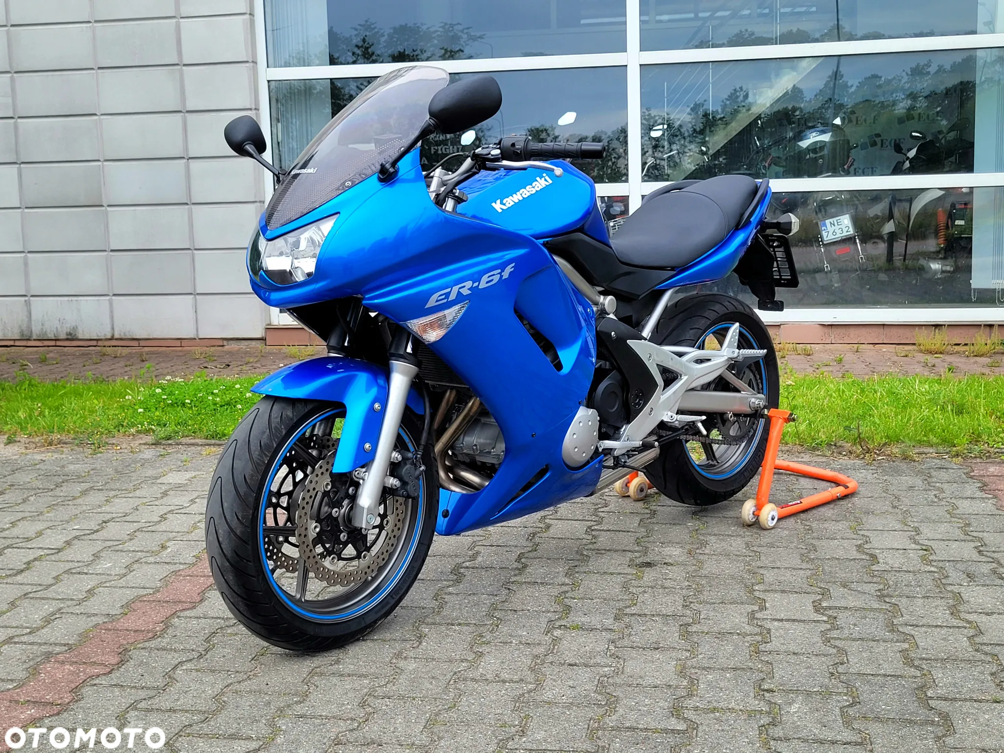Kawasaki ER - 14