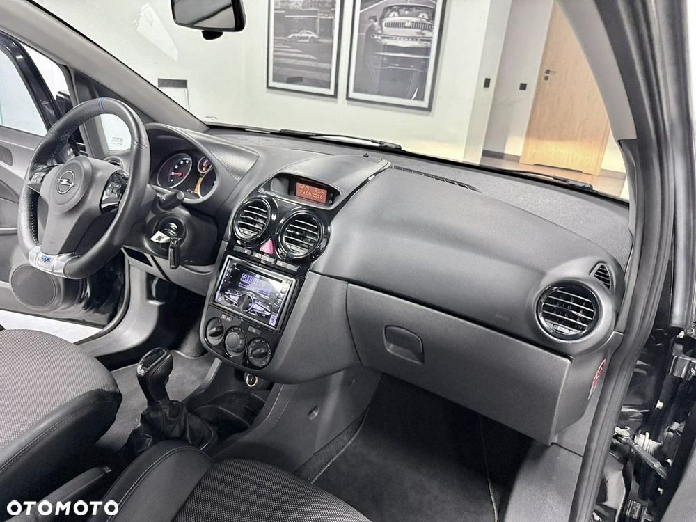 Opel Corsa 1.6 Turbo OPC - 35