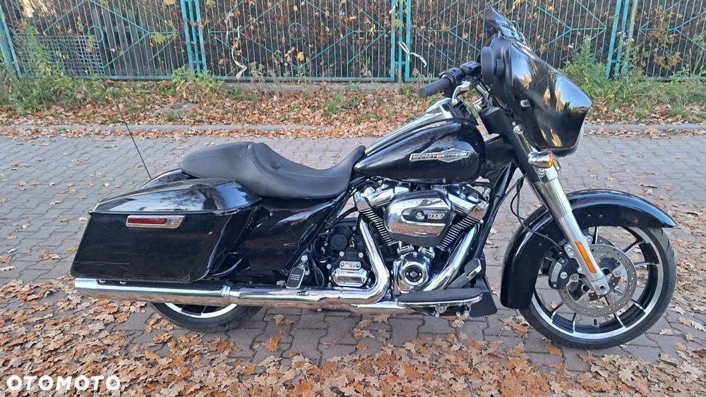 Harley-Davidson Touring Street Glide - 6