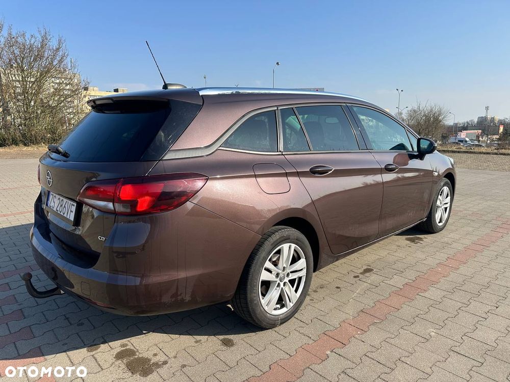 Opel Astra 1.6 D (CDTI) Start/Stop Dynamic - 4