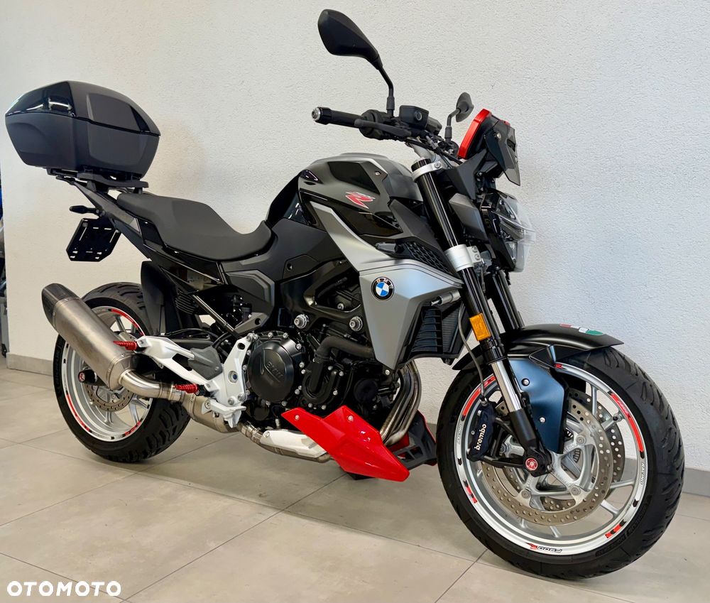 BMW F - 5