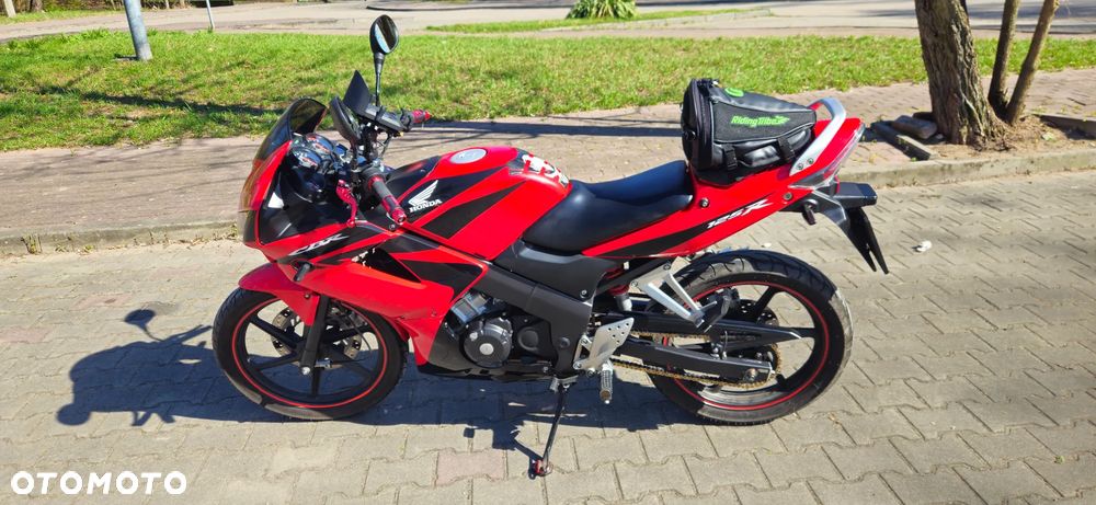 Honda CBR - 1