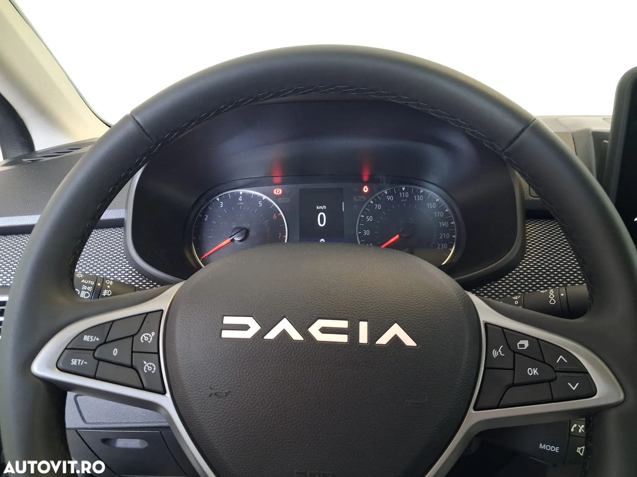 Dacia Logan TCe 90 MT6 Prestige - 17