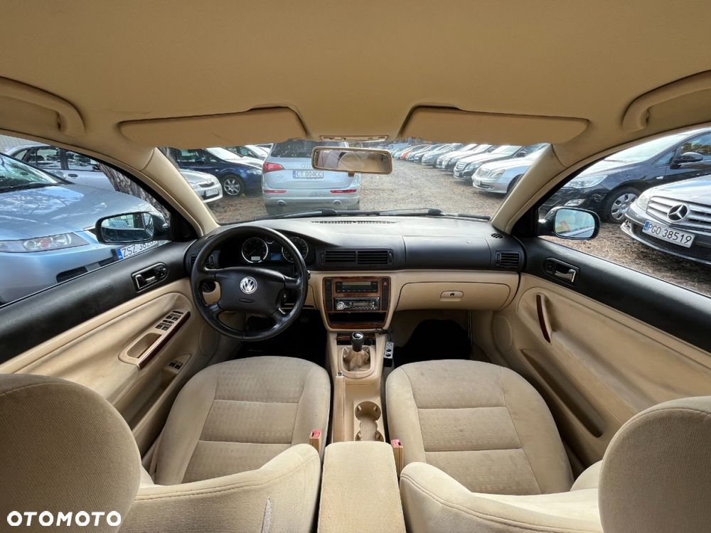 Volkswagen Passat - 5