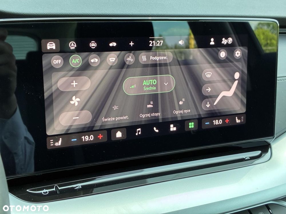 Skoda Octavia 1.5 TSI mHEV Selection DSG - 28