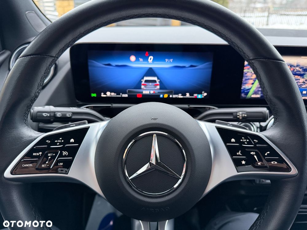 Mercedes-Benz Klasa B 200 d Progressive 8G-DCT - 24