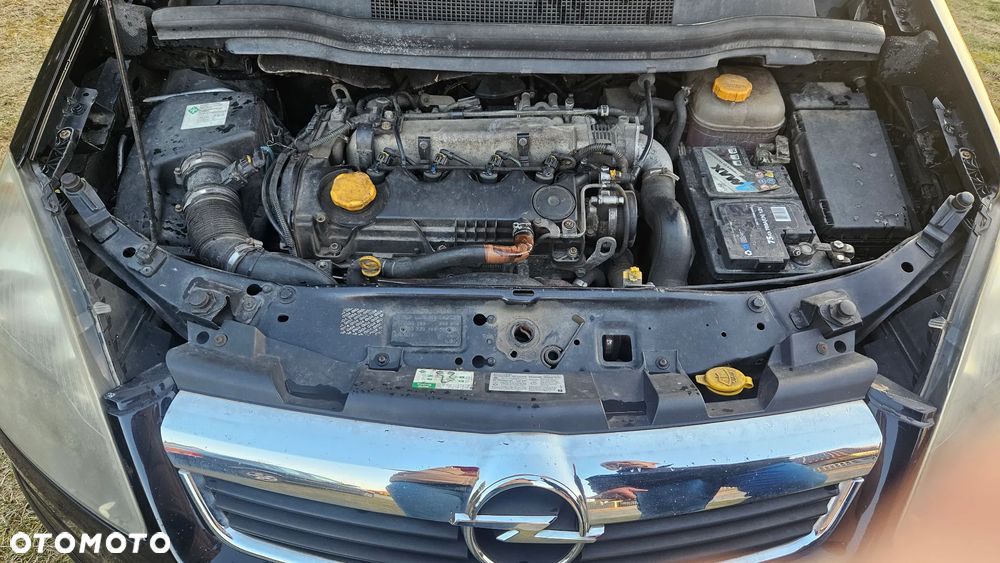 Opel Zafira - 8