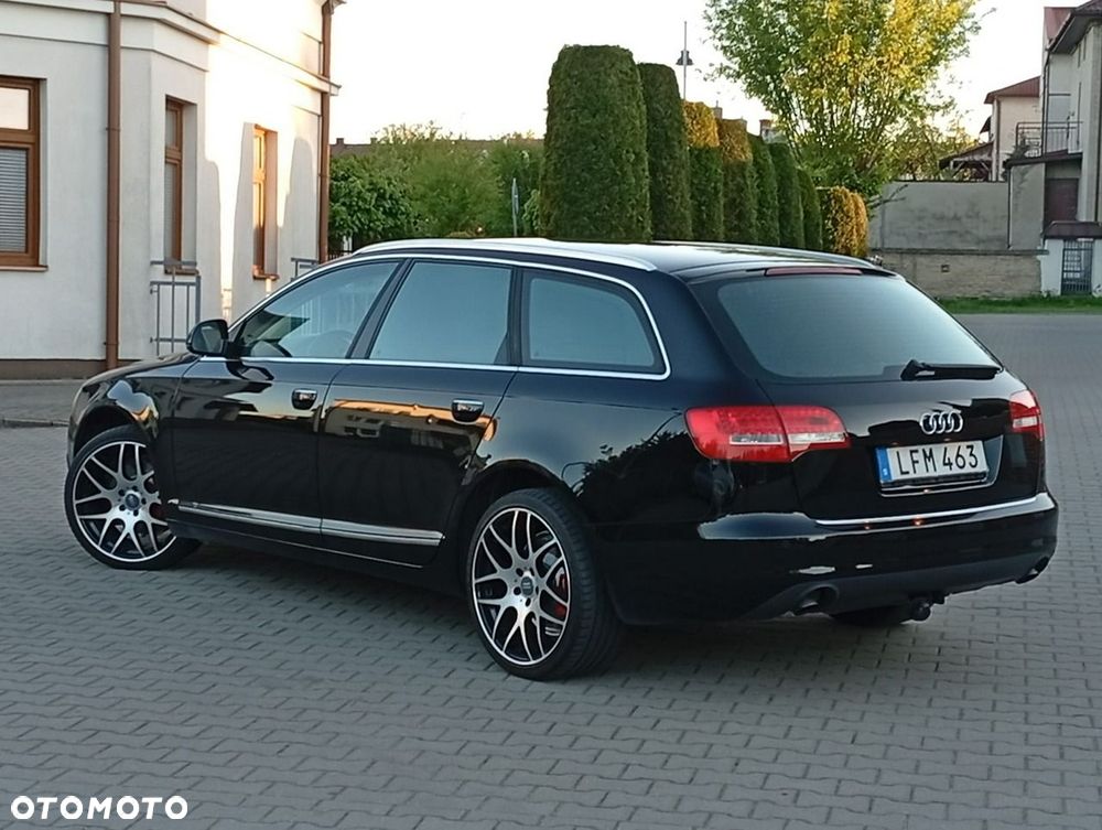 Audi A6 Avant - 16