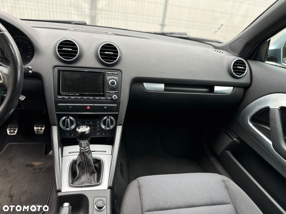 Audi A3 3-drzwiowe 2.0 TDI DPF Ambition - 16
