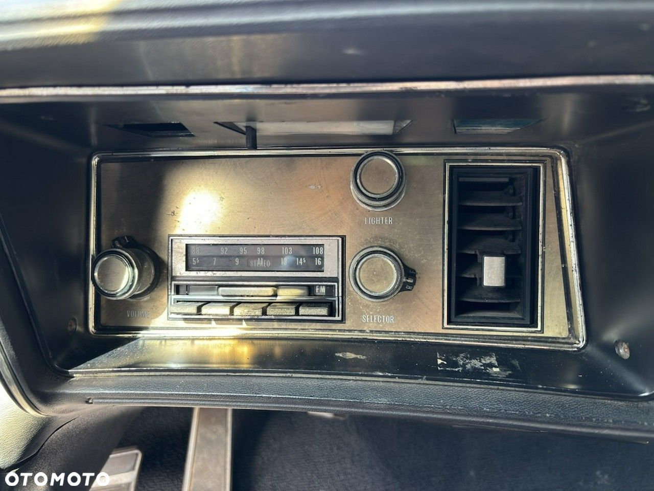 Oldsmobile Toronado - 19