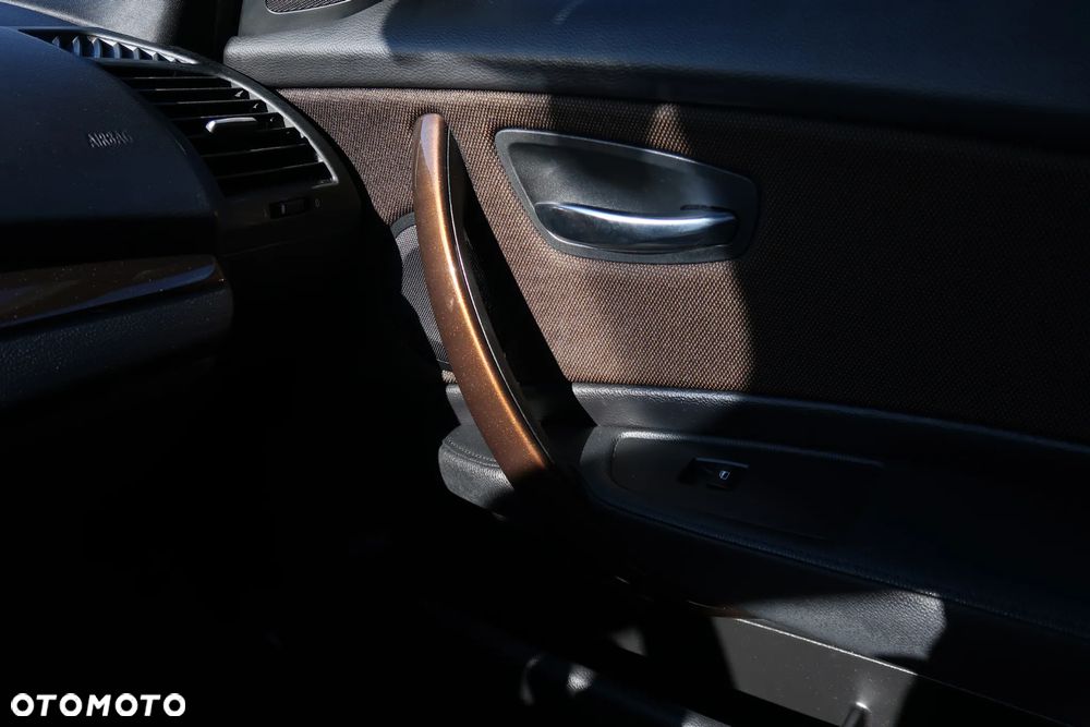 BMW Seria 1 116i - 15