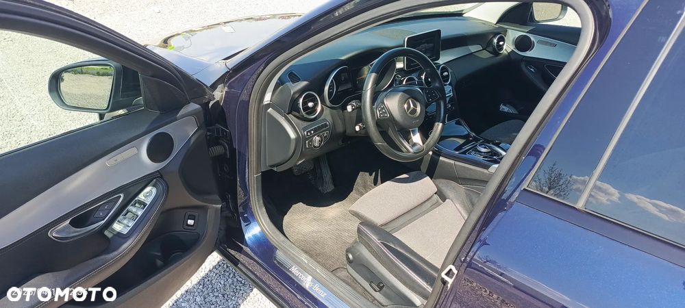 Mercedes-Benz Klasa C 200 7G-TRONIC Avantgarde - 9