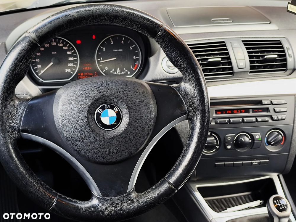 BMW Seria 1 - 18