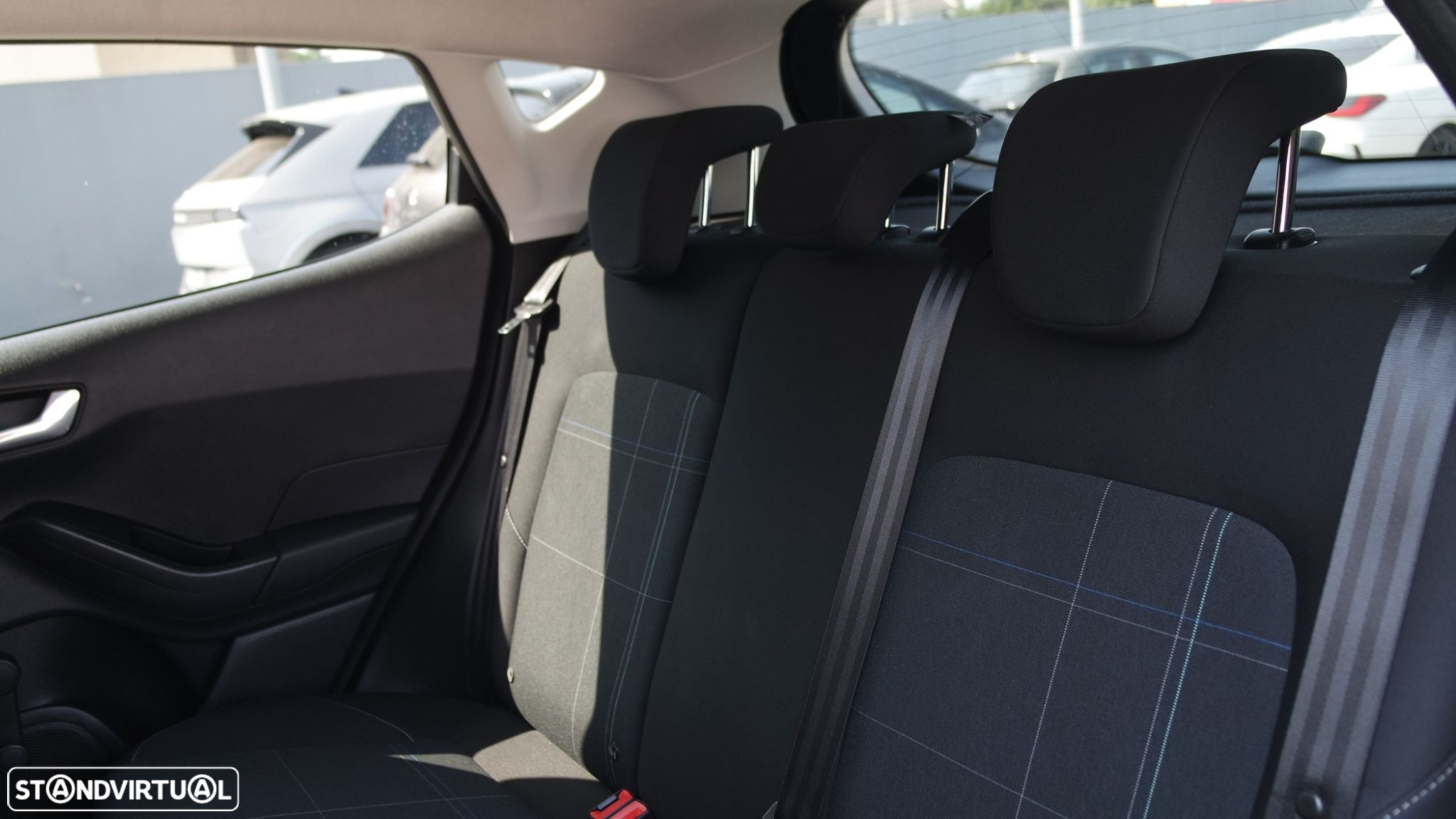 Ford Fiesta 1.1 Ti-VCT Business - 12