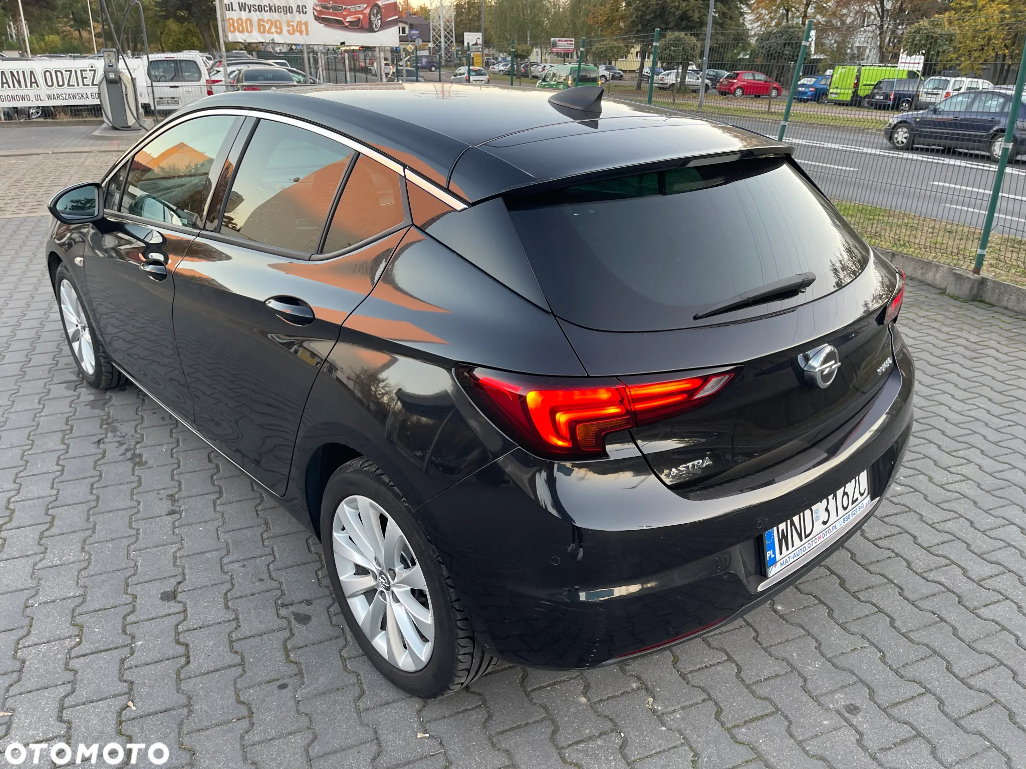 Opel Astra 1.4 Turbo Innovation - 4