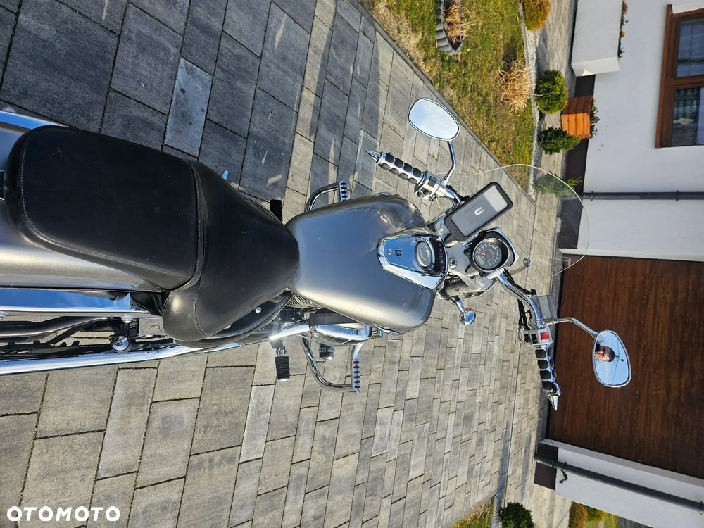 Suzuki Boulevard - 6