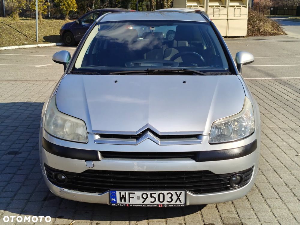 Citroën C4 1.4 16V Impress - 14