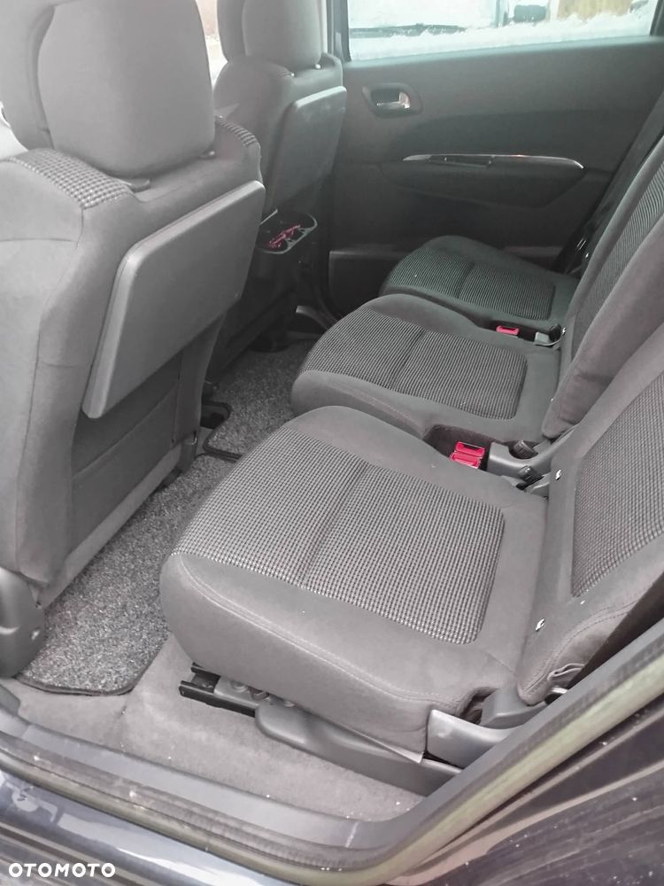 Peugeot 5008 1.6 HDi Premium - 9