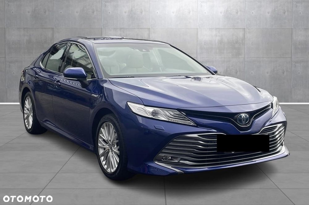 Toyota Camry 2.5 Hybrid Executive CVT - 2
