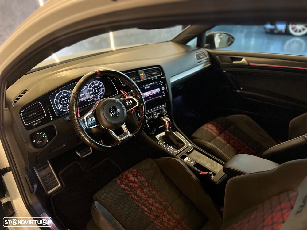 VW Golf GTI TCR 2.0 TSI OPF DSG - 8