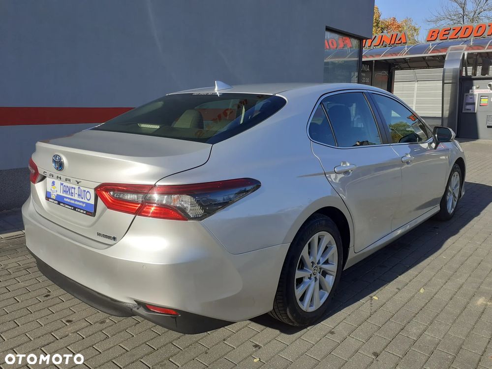 Toyota Camry 2023 photo 5