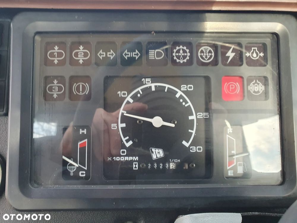 JCB Fastrac 155-65 - 18