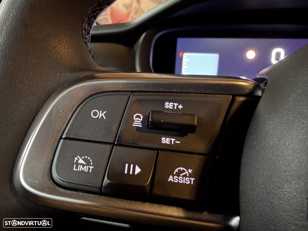 Jeep Avenger 1.2 GSE T3 Altitude - 14