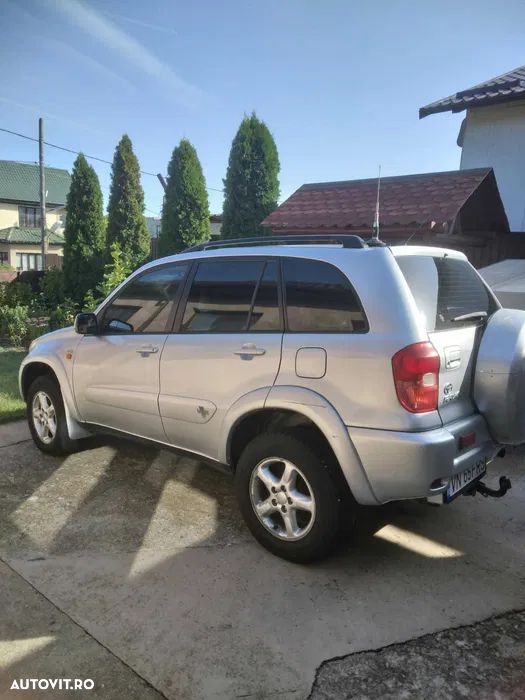 Toyota RAV4 - 2