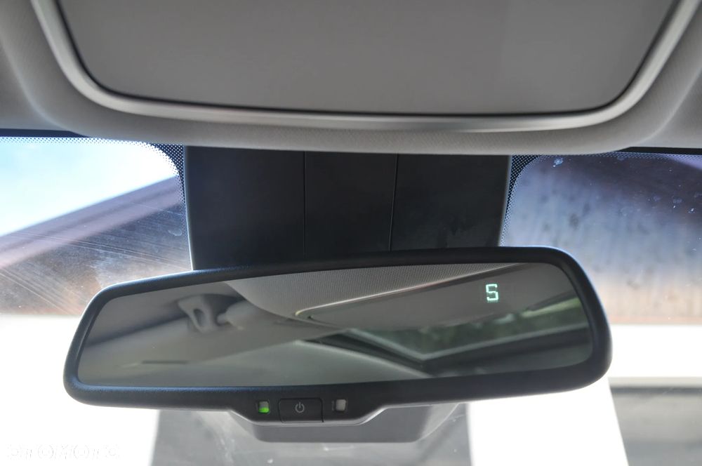 Hyundai Tucson 2.0 CRDi 2WD Trend - 24