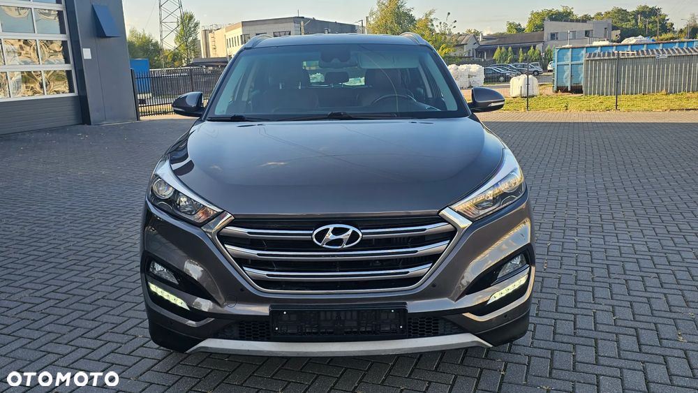 Hyundai Tucson 1.7 CRDI BlueDrive TourdePologne 2WD - 2