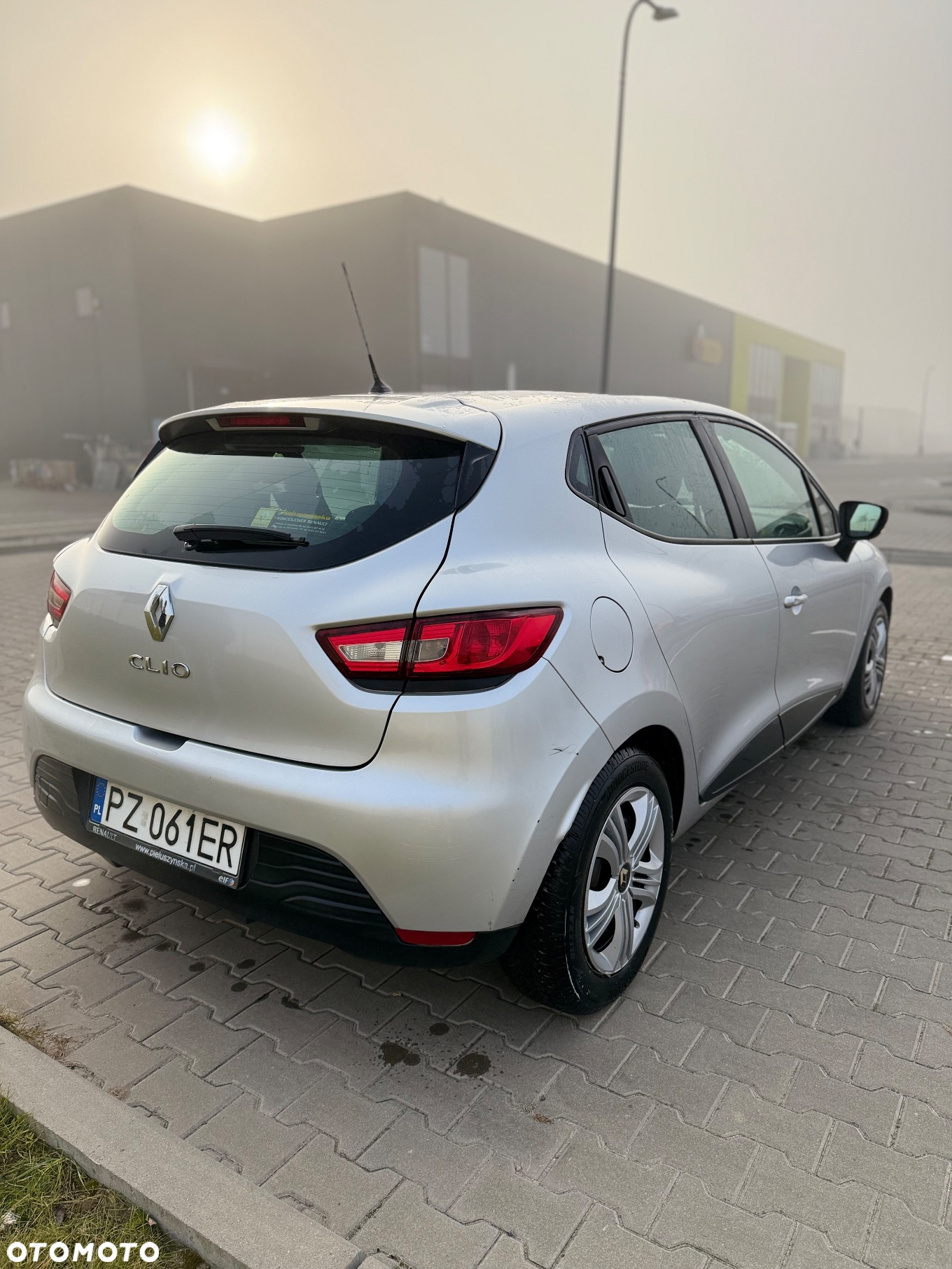 Renault Clio 1.2 16V Zen - 7
