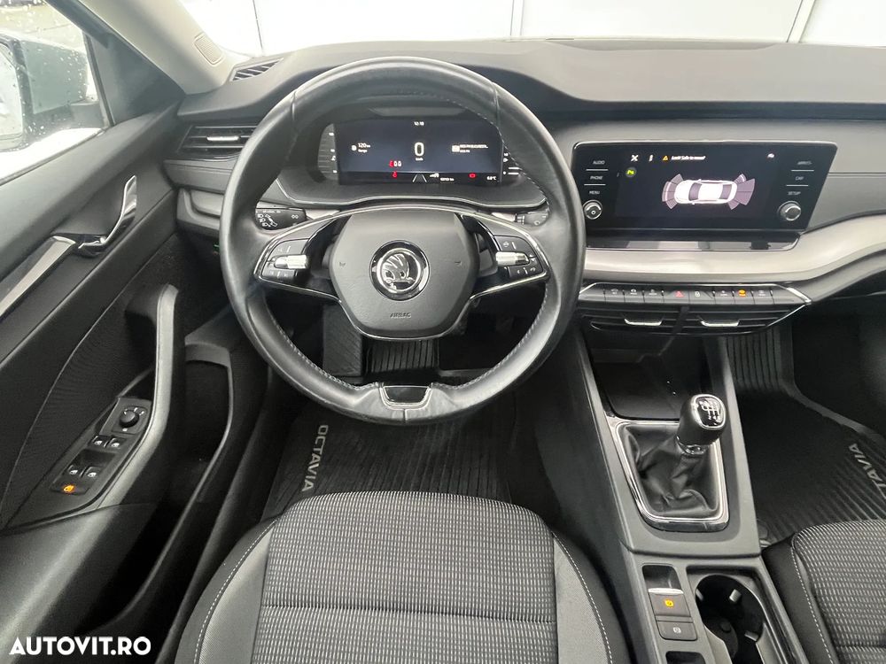 Skoda Octavia 2.0 TDI Ambition - 18