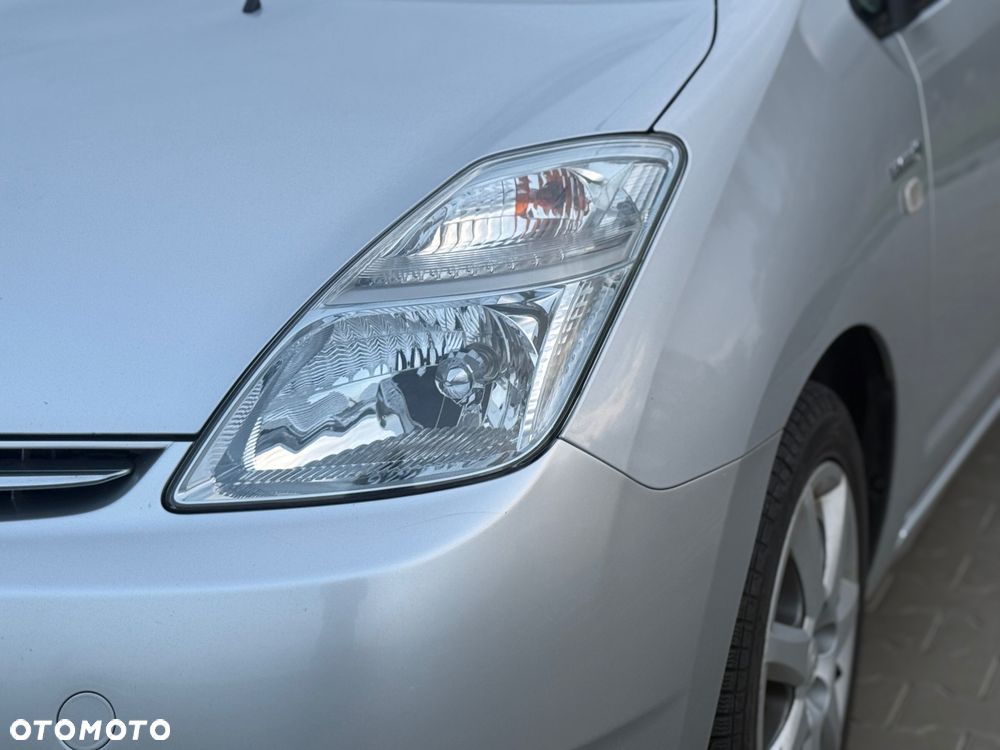 Toyota Prius 1.5 VVT-i Sol (nav) - 6