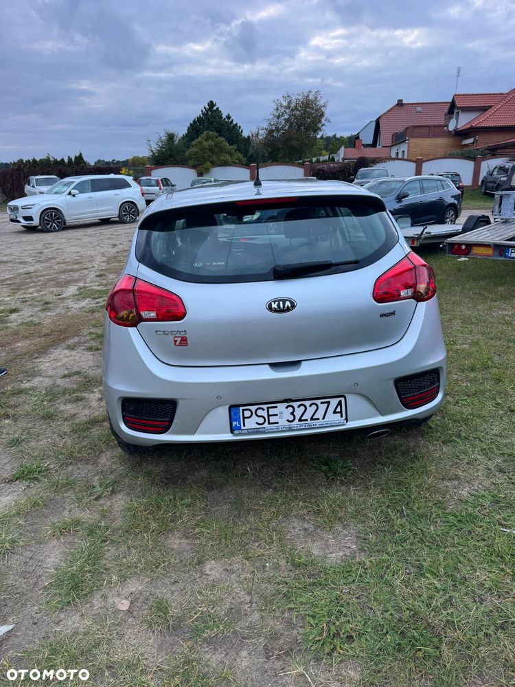 Kia Ceed Cee'd 1.6 CRDi M - 5