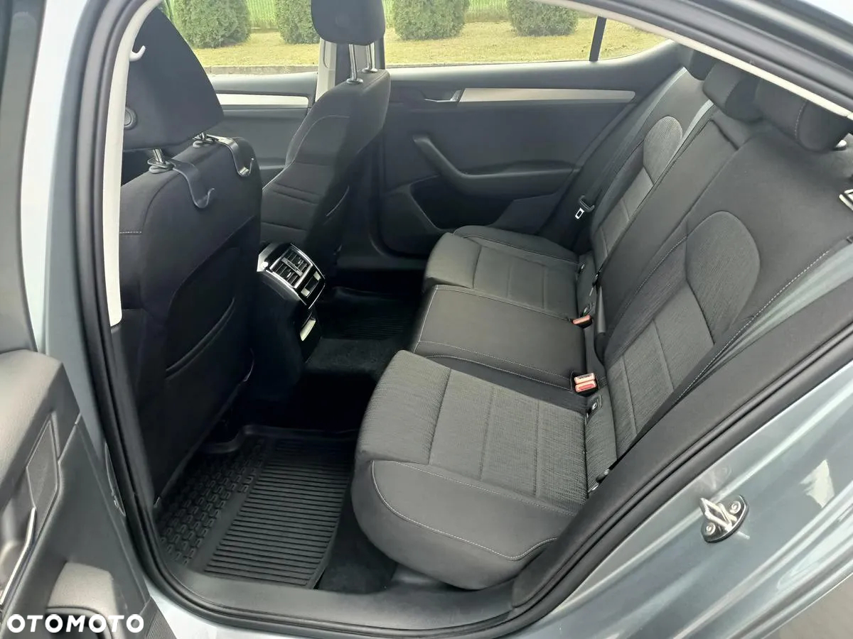 Skoda Superb 1.8 TSI Ambition - 15