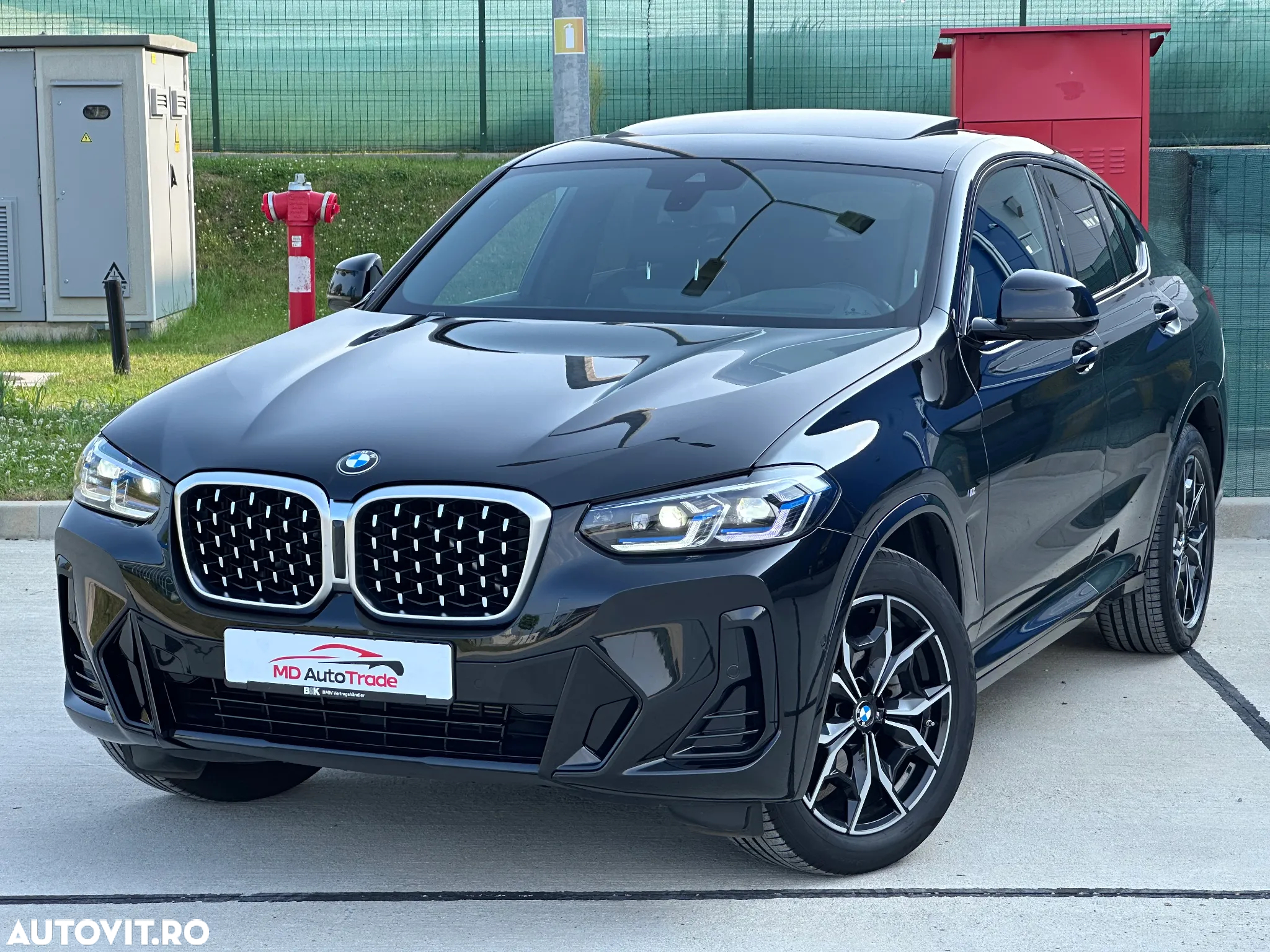 BMW X4 xDrive20i AT M Sport - 4