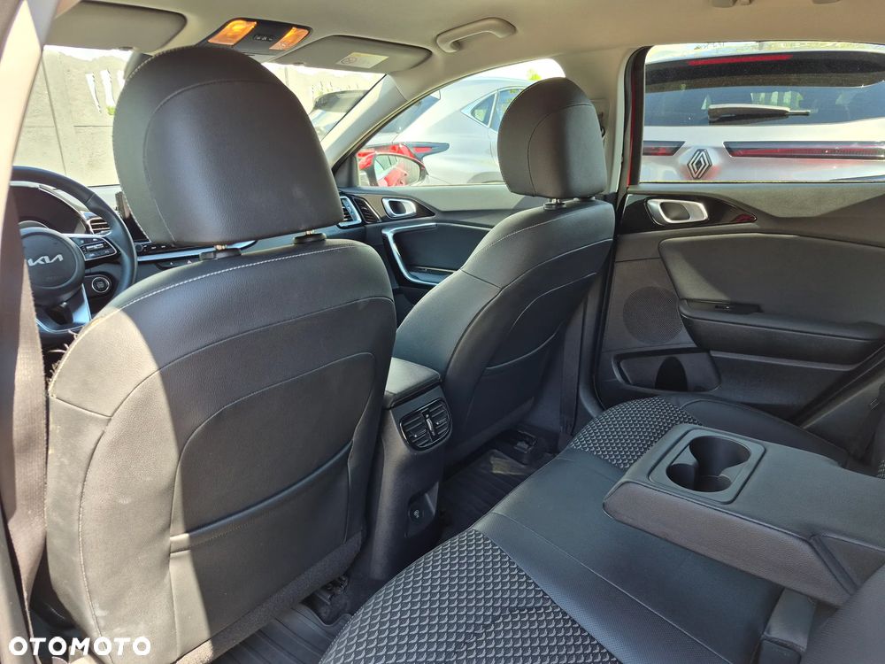 Kia XCeed 1.5 T-GDI Business Line - 20