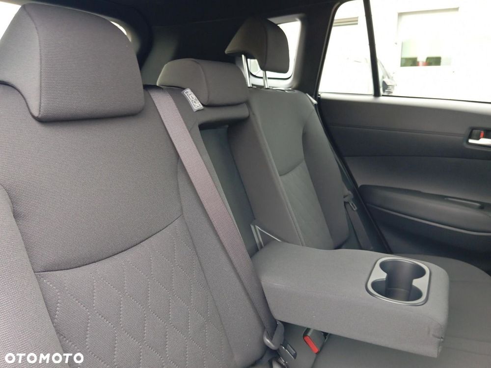 Toyota Corolla Cross 2.0 Hybrid Style - 17