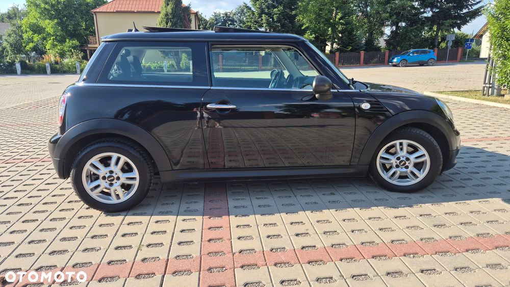 MINI ONE Standard - 5