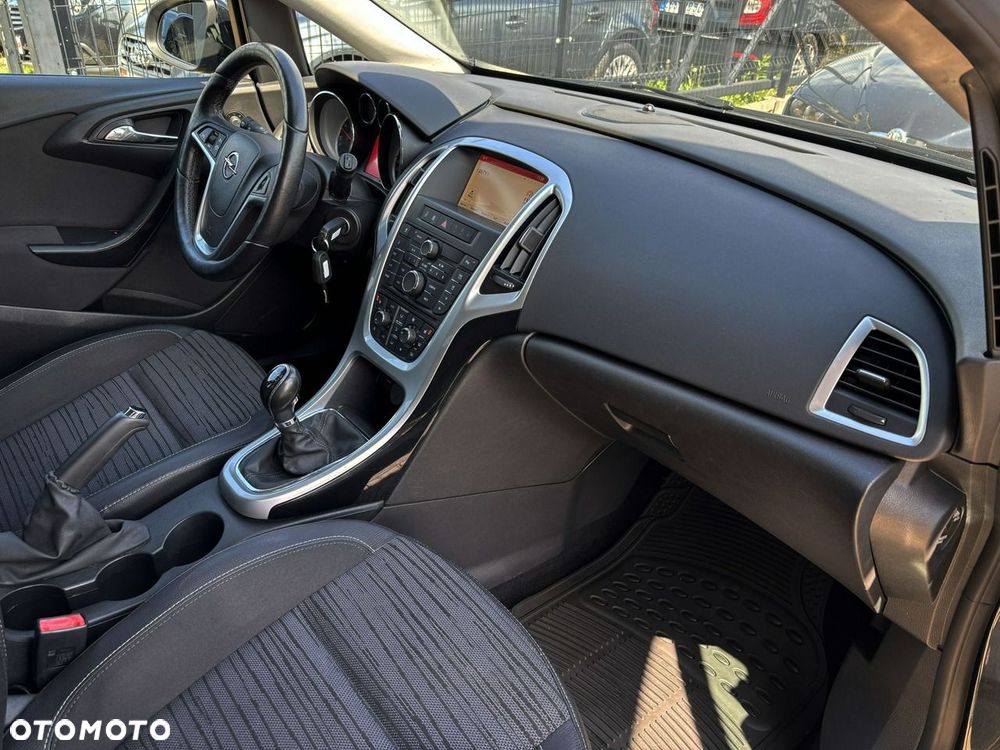 Opel Astra 1.4 Turbo Style - 29