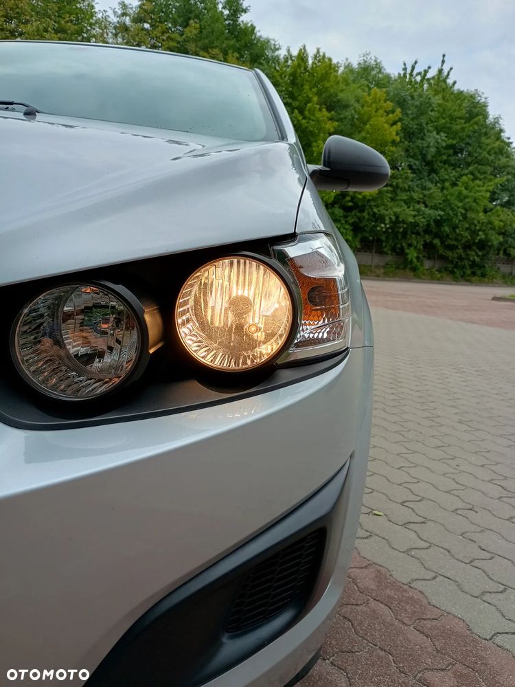 Chevrolet Aveo 1.2 LS+ - 9