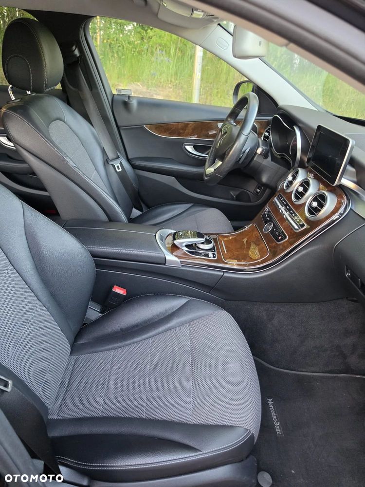Mercedes-Benz Klasa C 200 4-Matic 7G-TRONIC - 18