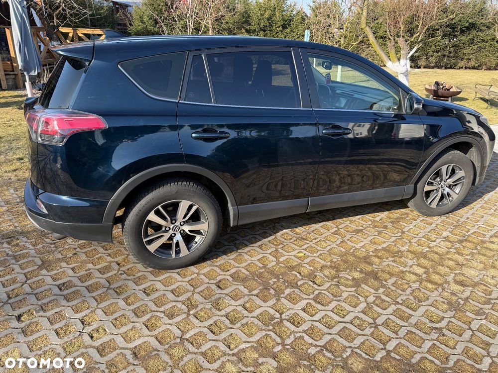 Toyota RAV4 2.0 D-4D Premium 4x2 - 6