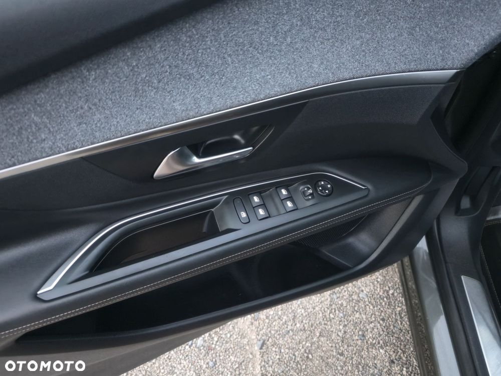 Peugeot 3008 - 15