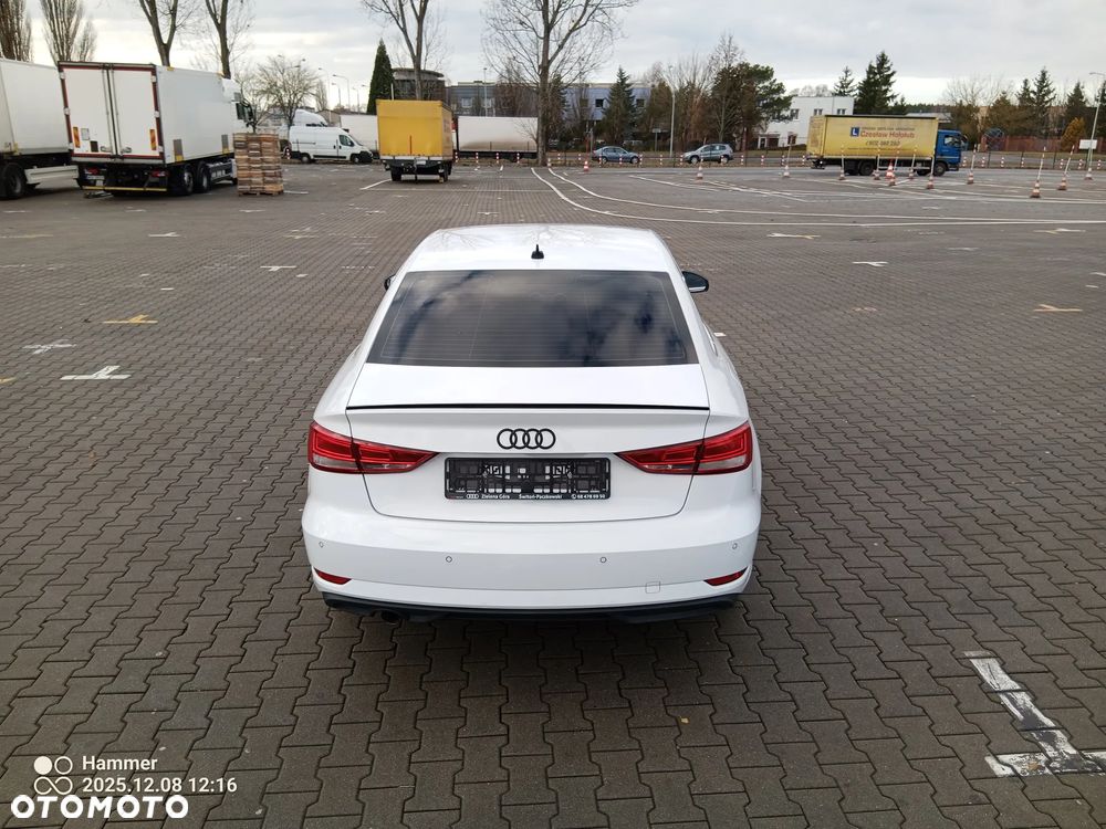 Audi A3 Limousine 1.6 TDI Sport S tronic - 9