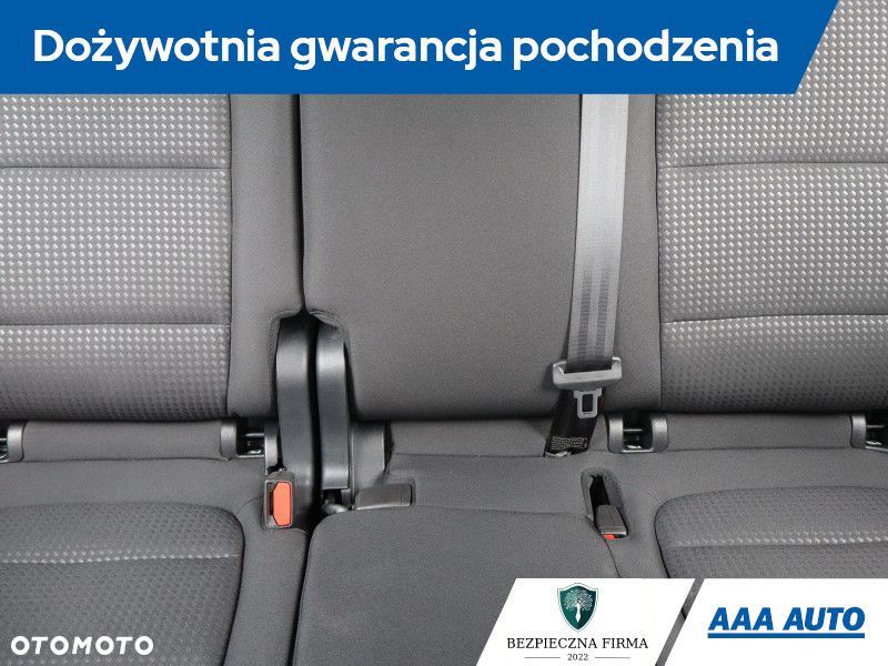 Ford Kuga - 12