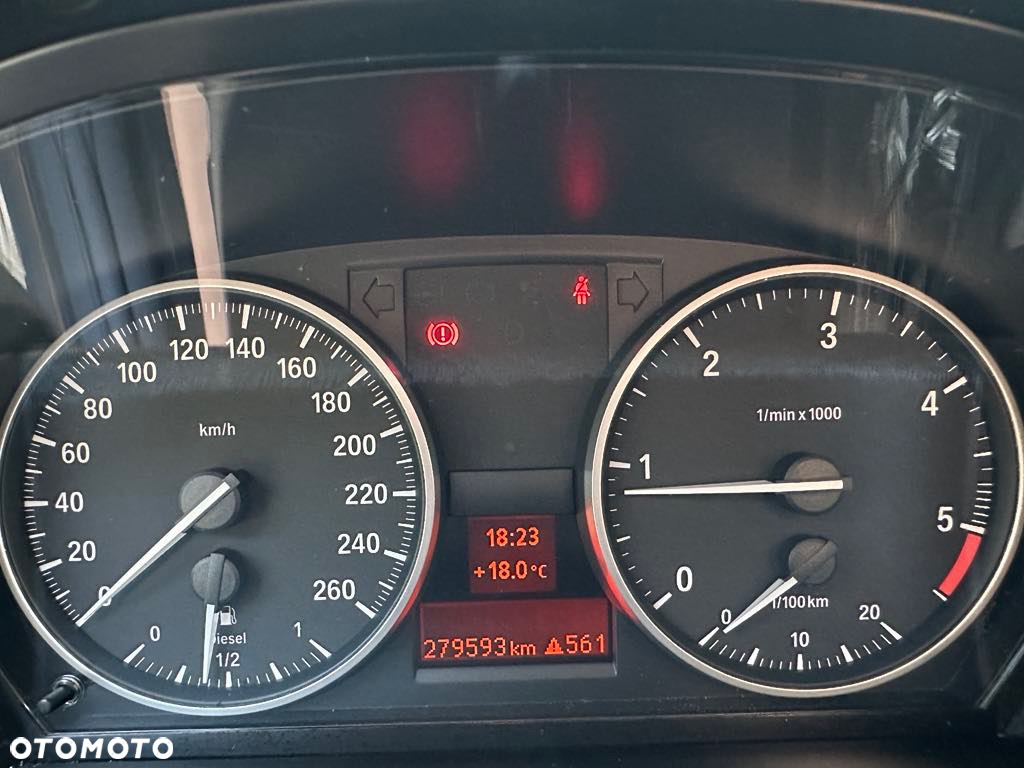 BMW X1 xDrive18d - 9