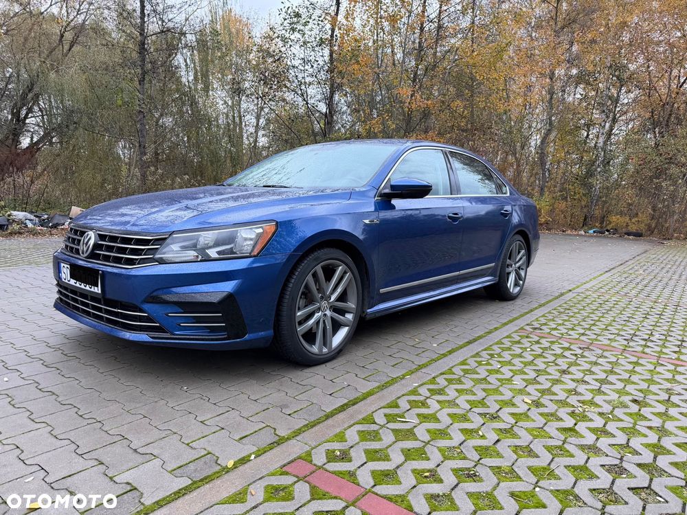 Volkswagen Passat 1.8 TSI (BlueMotion Technology) DSG Highline - 1