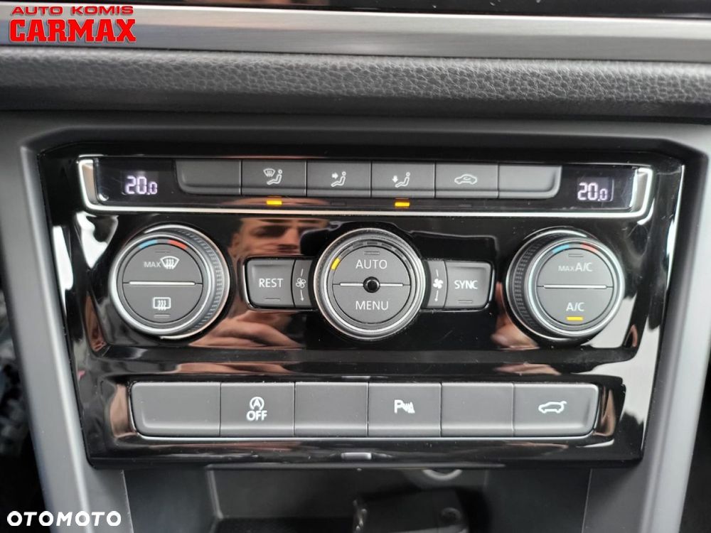 Volkswagen Touran 1.6 TDI SCR (BlueMotion Technology) DSG Comfortline - 19